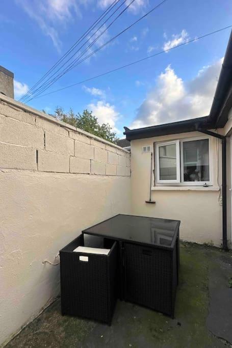 Private Cosy Studio - A1 Location Daire Dublin Dış mekan fotoğraf
